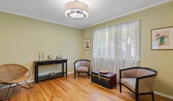 3204 Farmbrook Ct, Ann Arbor, MI 48108