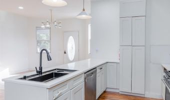 118 NEWMAN Ave 1, Bayonne, NJ 07002