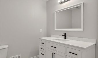 170 Fern Dr #11, Addison Twp., MI 48367