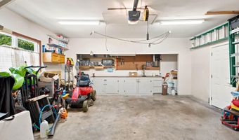 1306 Porter Ave, Aurora, MO 65605
