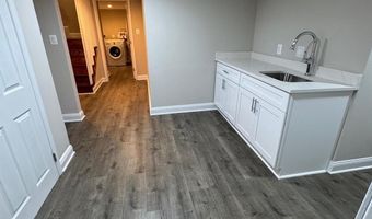 5612 NAMAKAGAN Rd, Bethesda, MD 20816