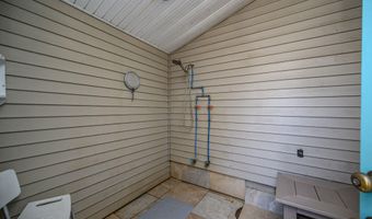 293 Louis Ave, Bayville, NJ 08721