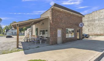 118 E Main St, Albion, IN 46701