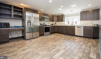 820 SHARPLESS Rd, Hockessin, DE 19707