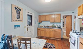 305-307 N Winooski Ave, Burlington, VT 05401