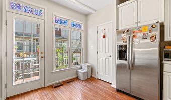 727 N VERMONT St, Arlington, VA 22203