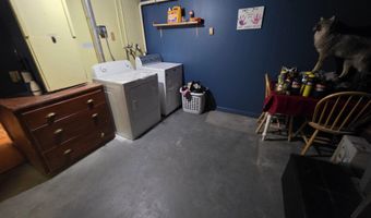 7 Westwood Pkwy, Barre, VT 05641