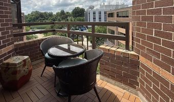 2111 WISCONSIN Ave NW 710, Washington, DC 20007