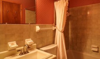 407 Lakeshore Dr, Bainbridge, GA 39819