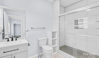 435 Peachtree St, Asheboro, NC 27203
