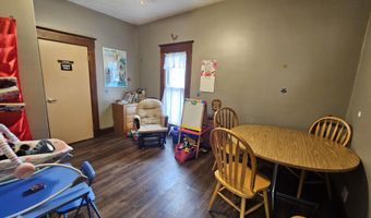 308 W Church St, Aurora, MO 65605