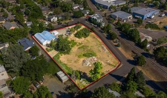 165 Water St, Ashland, OR 97520