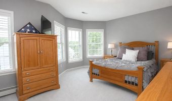 4 Rockledge Ln, Canton, CT 06019