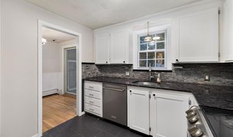 82 Princeton Ave, Coventry, RI 02816