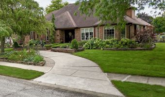 1521 Secretariat Ln, Indianapolis, IN 46217