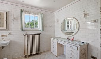 411 S Main St, Adrian, MI 49221