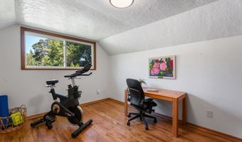 7225 SW JUNIPER Ter, Beaverton, OR 97008