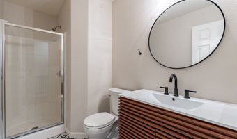 2190 S Navajo Way, Chandler, AZ 85286