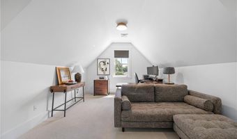 96 Evergreen St, Cumberland, RI 02864