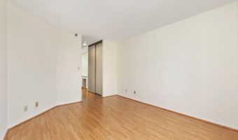 900 N STAFFORD St 1206, Arlington, VA 22203