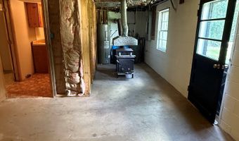 609 Piney Mountain Rd, Appomattox, VA 24522