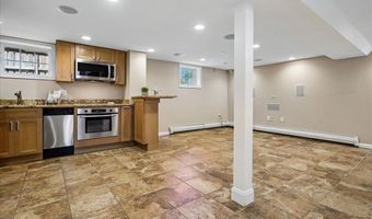 5202 13TH St NW, Washington, DC 20011