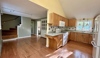 430 Huckleberry Hill Rd, Avon, CT 06001