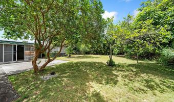 319 Kihapai St C, Kailua, HI 96734