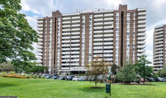 250 S REYNOLDS St 1004, Alexandria, VA 22304