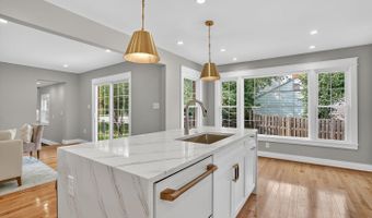 4122 FERRY LANDING Rd, Alexandria, VA 22309