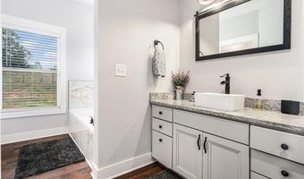 111 Possum Trot Rd, Barnesville, GA 30204