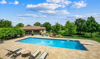 1302 E Bluestem Ct, Andover, KS 67002