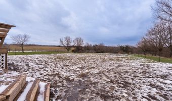 72 E 1600 Rd, Baldwin City, KS 66006