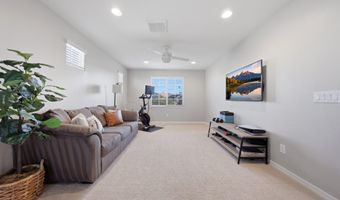 905 S CANAL Dr 13, Chandler, AZ 85225