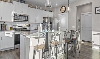 1555 Sun River Rd, Berthoud, CO 80513