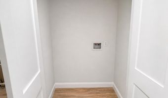 62 Glen Ave 2 Upstairs, Amsterdam, NY 12010
