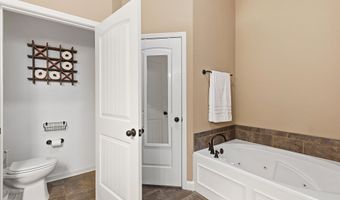6025 GARRETT VALLEY Ln, Arlington, TN 38002