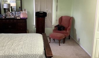 1730 Tanglewood Dr, Algonquin, IL 60102