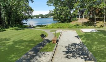 75 Markwood Dr, Barrington, RI 02806