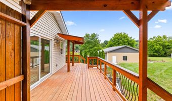 11134 London Ln, Apison, TN 37302