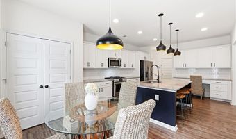 122 Cummings Ct, Ball Ground, GA 30107