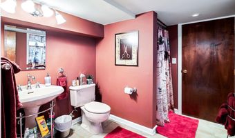 304 8th Ave, Belmar, NJ 07719