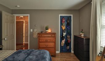 2310 E Woodlawn St, Allentown, PA 18109