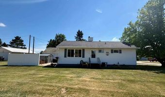 32 Dogwood Blvd, Babbitt, MN 55706