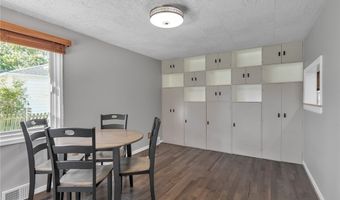 279 Getzville Rd, Amherst, NY 14226