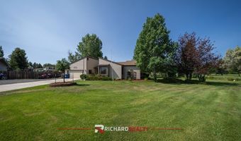 10 Cleek Clb, Cody, WY 82414