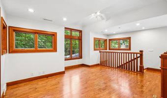 2410 State Ave, Ames, IA 50014