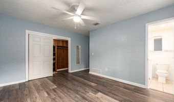 1549 LINWOOD Dr, Clearwater, FL 33755