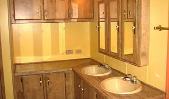 306 N Warren Rd, Benson, AZ 85602