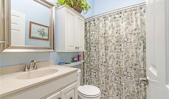 66 Girard Ave 322, Newport, RI 02840
